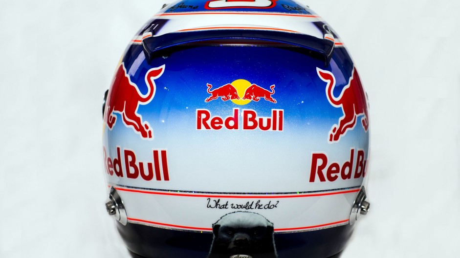 Daniel Ricciardo 2015 helmet