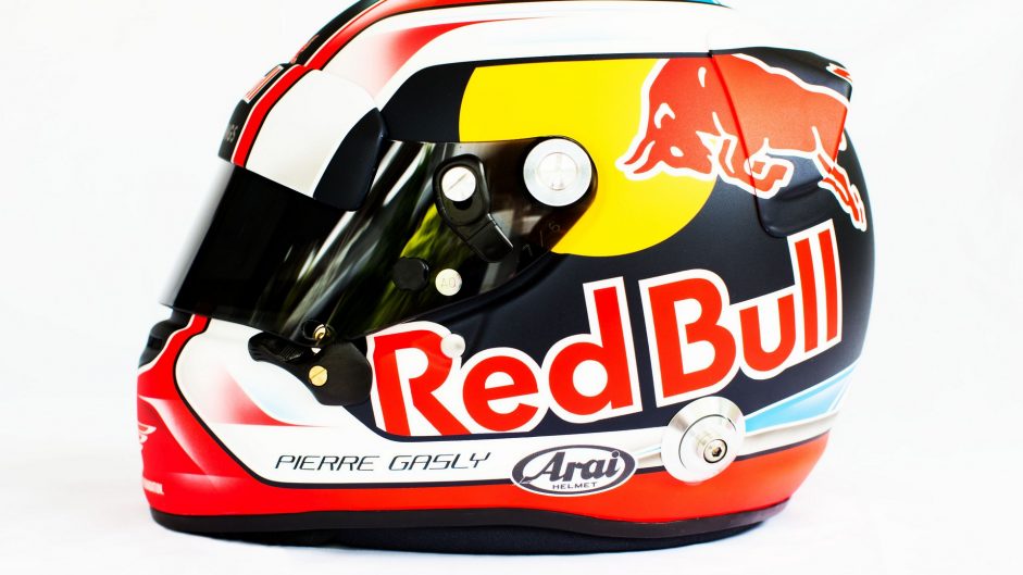 Pierre Gasly helmet, 2017