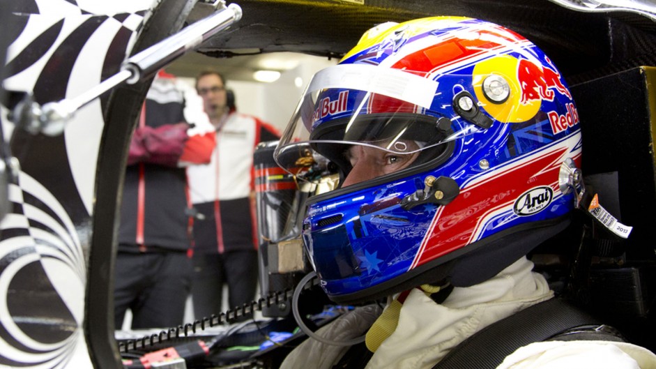 Webber has first run in LMP1 Porsche