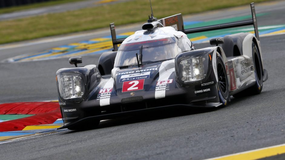 Porsche wins as Toyota suffer last-lap heartbreak