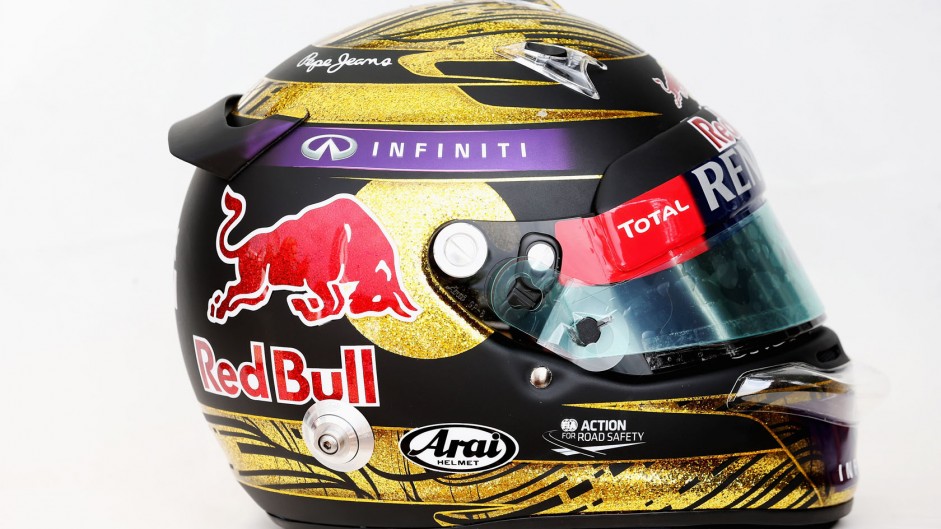 Sebastian Vettel helmet, Red Bull, Nurburgring, 2013