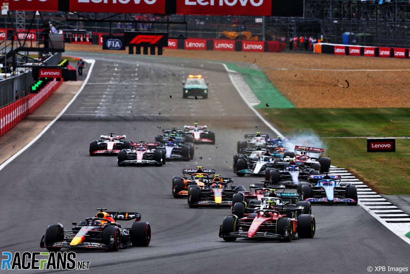 Race start, Silverstone, 2022