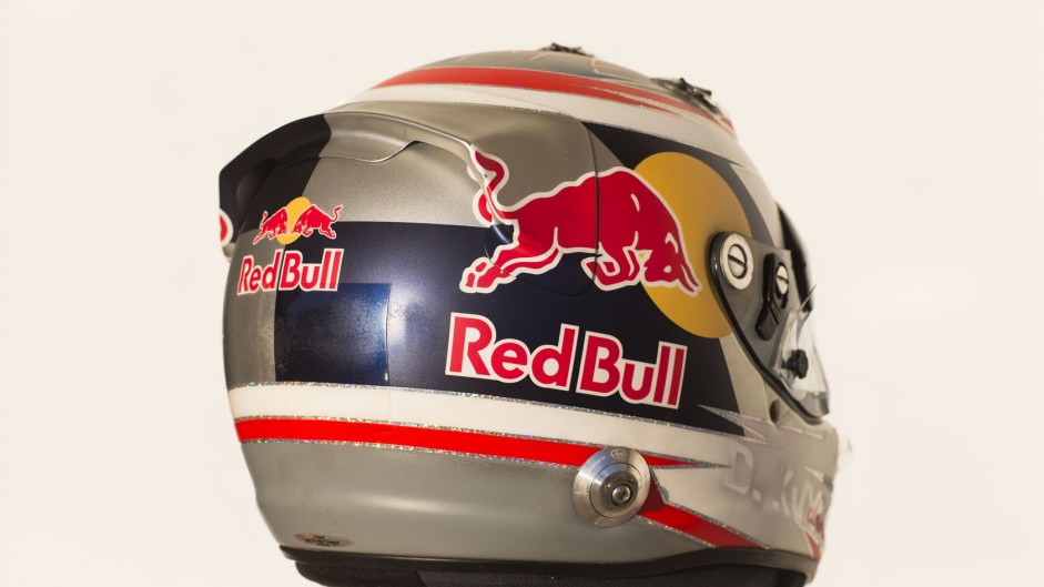 Daniil Kvyat helmet, Toro Rosso, 2014