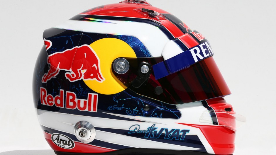 Daniil Kvyat, Toro Rosso, helmet, 2014