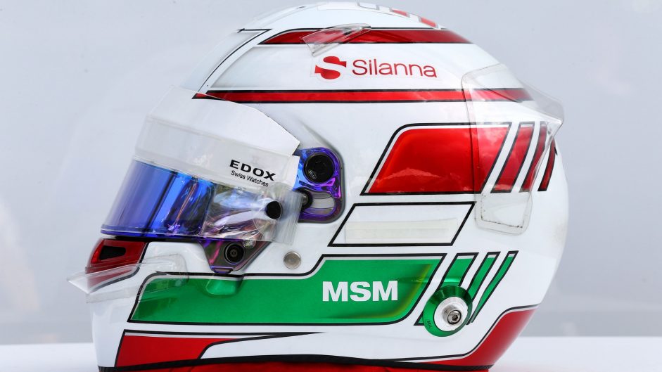 Antonio Giovinazzi helmet, Sauber, 2017